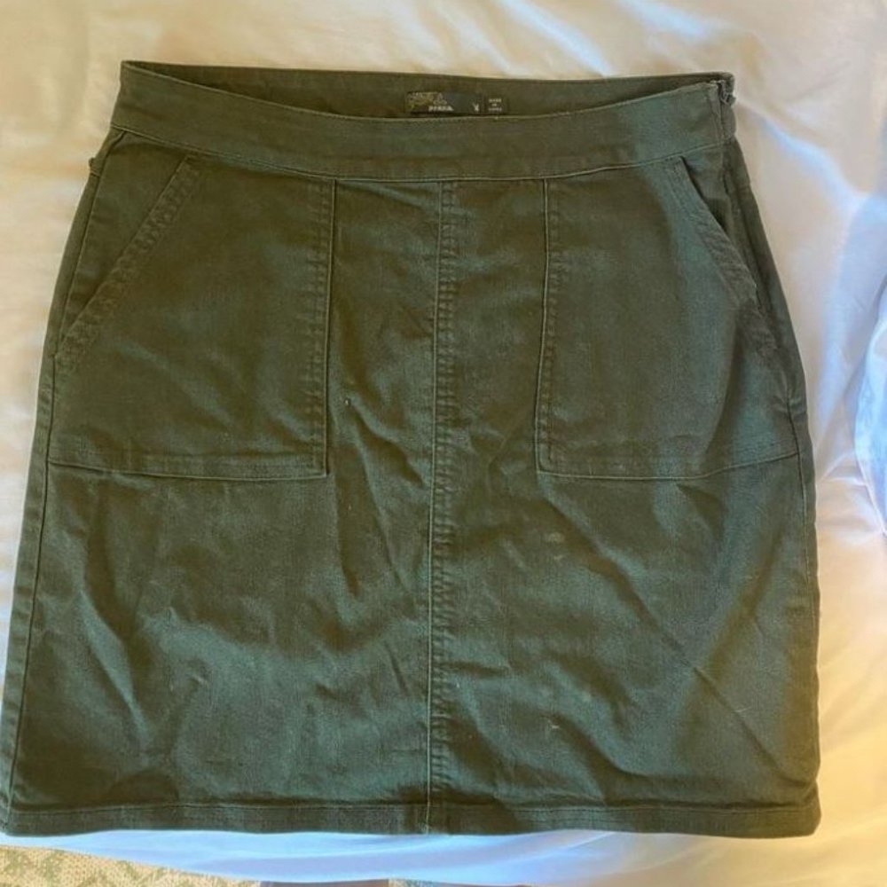 Green Skirt
